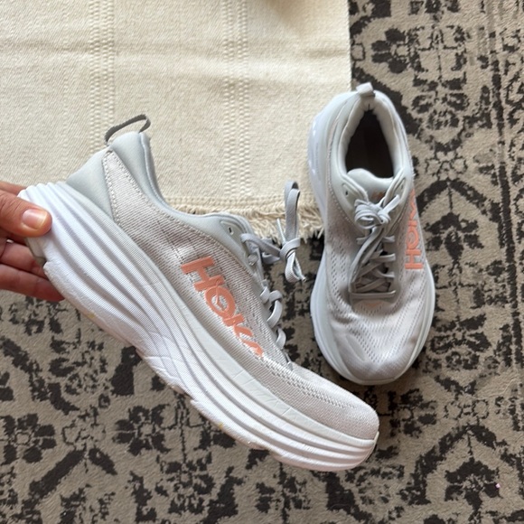 Hoka Shoes - Hoka • Bondi size 10 White and Pink Women's Sneakers